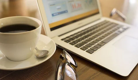 Curso gratuito de inglês para brasileiros é ofertado pelo programa Access E2C