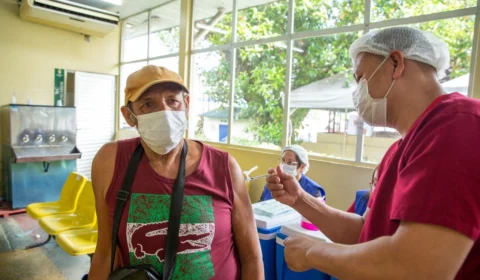 Covid-19: Manaus conta com 75 pontos de vacinação nesta segunda