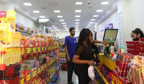 Consumo das famílias avança 0,8% e registra maior nível desde março de 2020