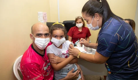 Covid-19: dose adicional para crianças imunossuprimidas é ofertada em Manaus