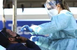 Covid-19: OMS afirma que variante Ômicron é predominante e continua evoluindo