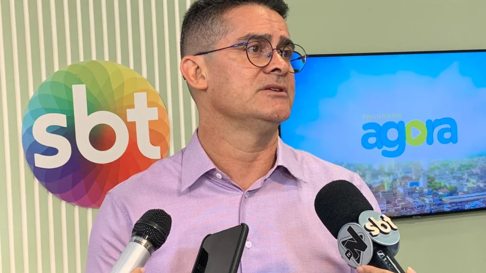 Chuvas em Manaus: prefeito reforça ações e conscientiza sobre lixo