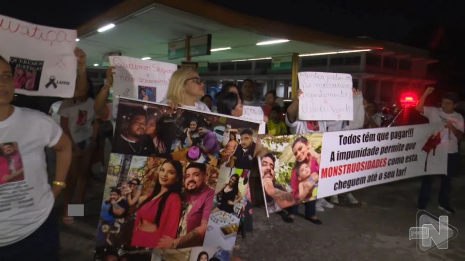 VÍDEO: familiares de casal morto em chacina fazem manifestação em Manaus