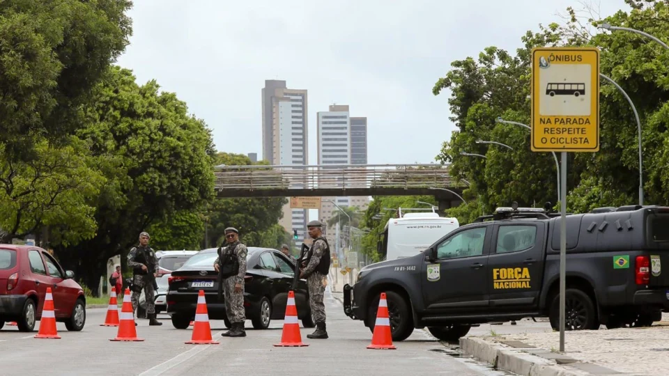 Mais 100 agentes da Força Nacional são enviados para conter ataques no RN