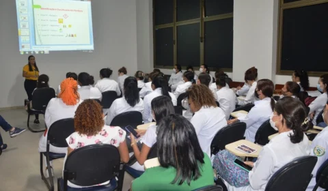 Curso sobre manuseio de resíduos é ofertado para alunos de enfermagem no TO