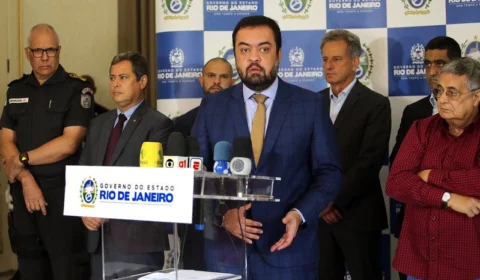 Governo do RJ desiste de torcida única, mas proíbe organizadas nos estádios