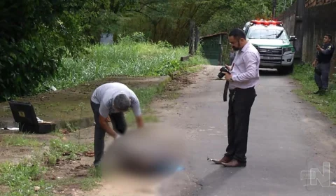 VÍDEO: homem é assassinado a tiros e facadas na Zona Centro-Sul de Manaus 