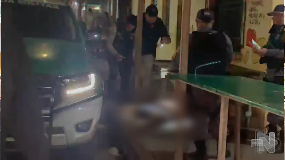 VÍDEO: homem é espancado e morto com tiro na cabeça na Zona Norte de Manaus 