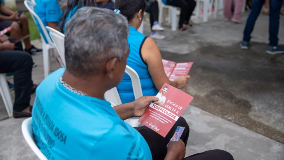 Ações de combate à tuberculose em idosos são realizadas em Manaus