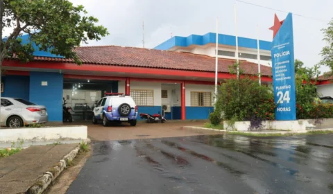 Jovem é preso após dar facada na barriga da namorada em Manacapuru-AM