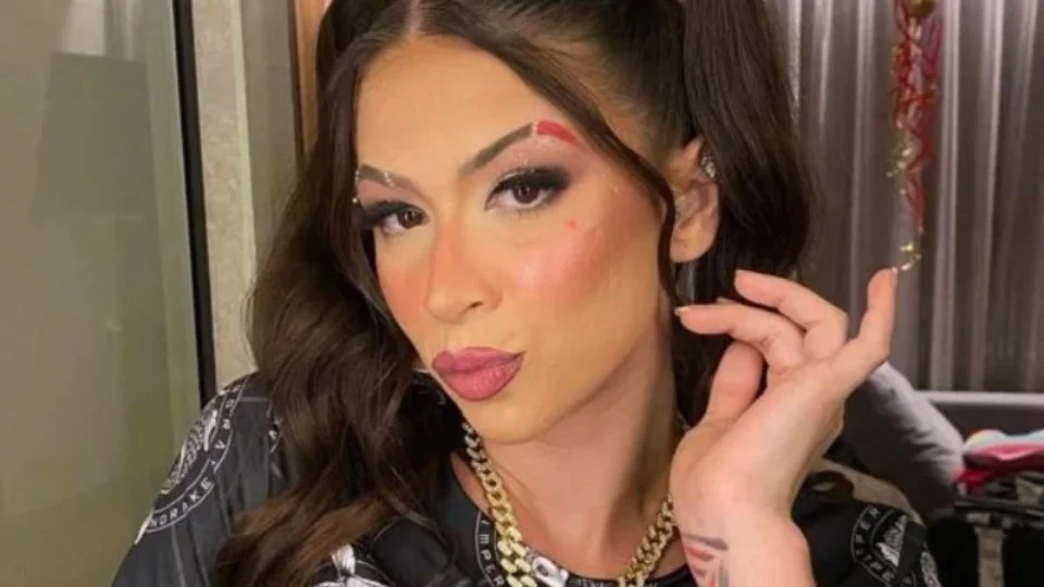 MC Pipokinha: polêmicas da funkeira vêm à tona e shows são cancelados