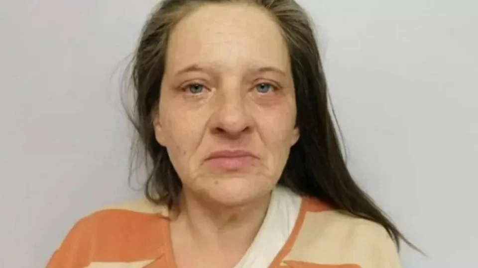 Mulher mata noivo e esconde corpo por dois meses em casa, na Geórgia