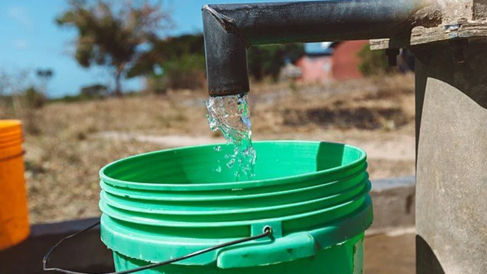 Dia da Água: UEA lança projetos que monitoram águas dos igarapés de Manaus