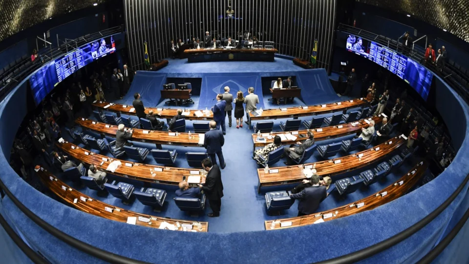 Blocos da Câmara e Senado vão definir comando da CPMI