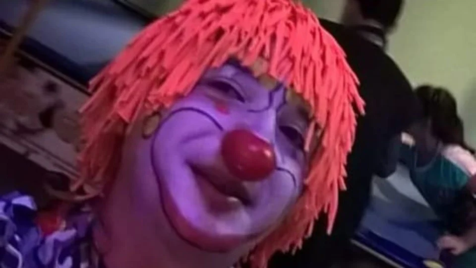 ‘Palhaço Creme de Leite’ é morto a facadas em bar na Zona Centro-Oeste de Manaus