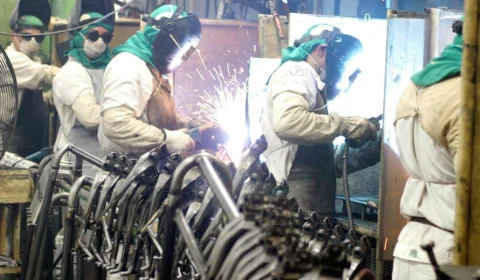 Indicador da produção industrial cai 2,7 pontos, menor índice desde 2017