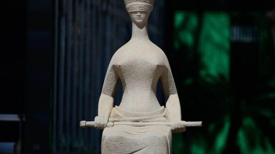 STF adia para junho julgamento das ações sobre regulação de big techs