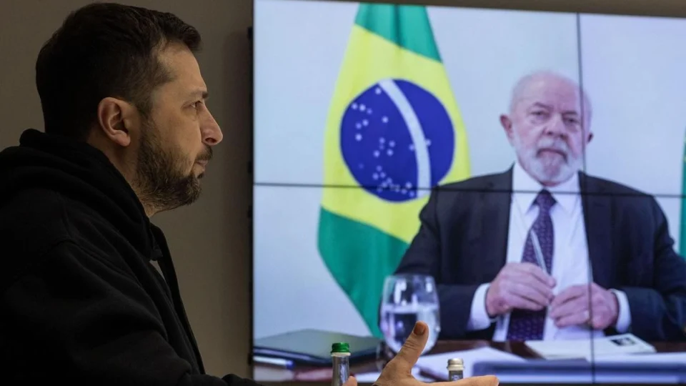 Planalto confirma viodeoconferência entre presidente Lula e Zelensky, da Ucrânia