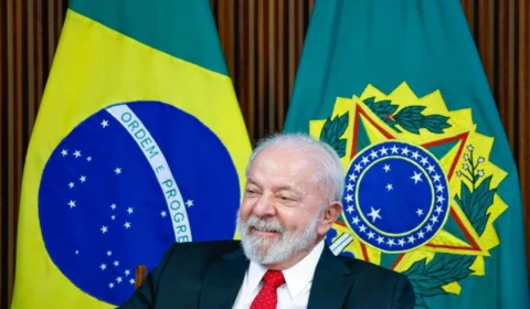 ‘O Brasil voltou a ter governo’, diz Lula durante reunião ministerial dos 100 dias