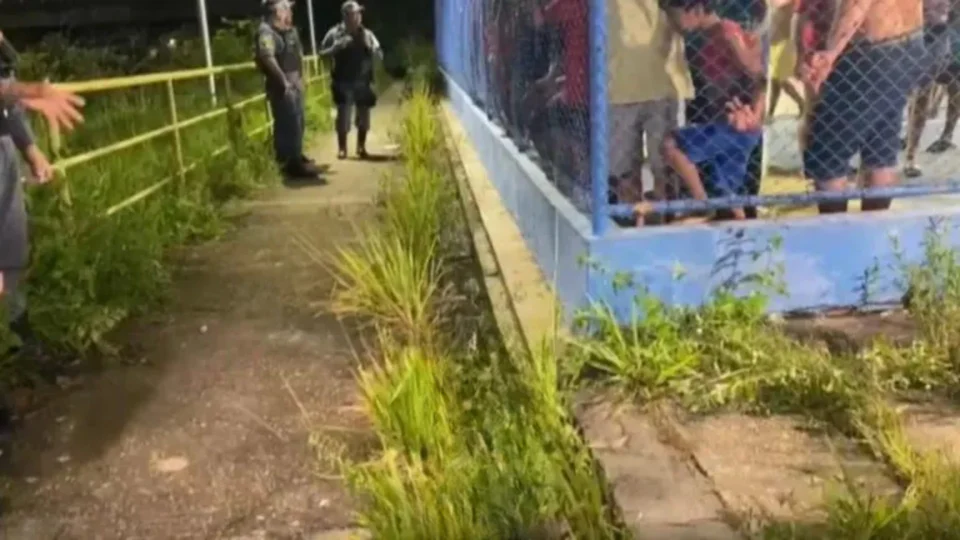Homem é executado a tiros durante partida de futebol na Zona Sul de Manaus