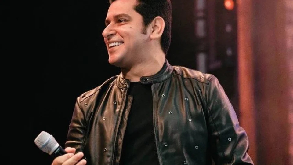 Léo Magalhães se apresenta na ‘Encenação da Paixão de Cristo’ em RR