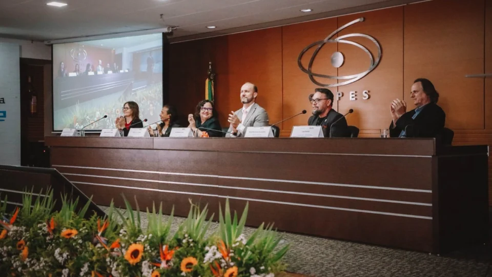 MEC e Capes relançam ‘Plataforma Freire’