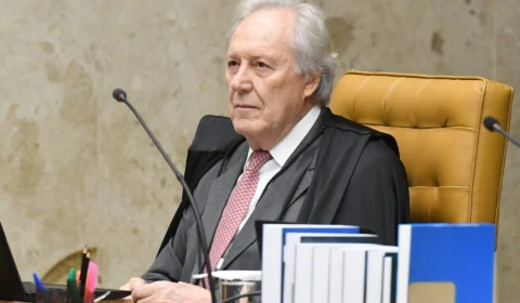 Presidente Lula concede aposentadoria ao ministro Ricardo Lewandowski