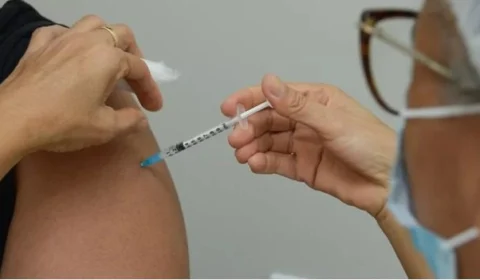 Covid-19 e Influenza: vacinação será realizado neste domingo em Palmas-TO