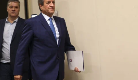 Após dor no peito, Valdemar Costa Neto é internado em Brasília