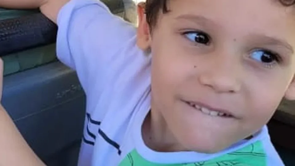 Ataque a creche: Bernardo Cunha é uma das quatro crianças mortas em ataque