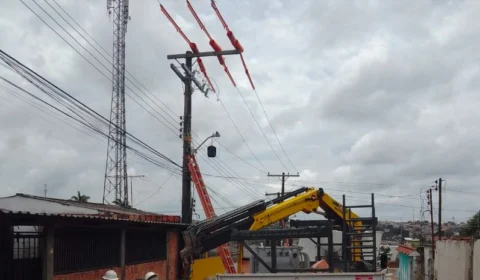 Dez bairros de Manaus recebem manutenção na energia elétrica neste domingo (11)