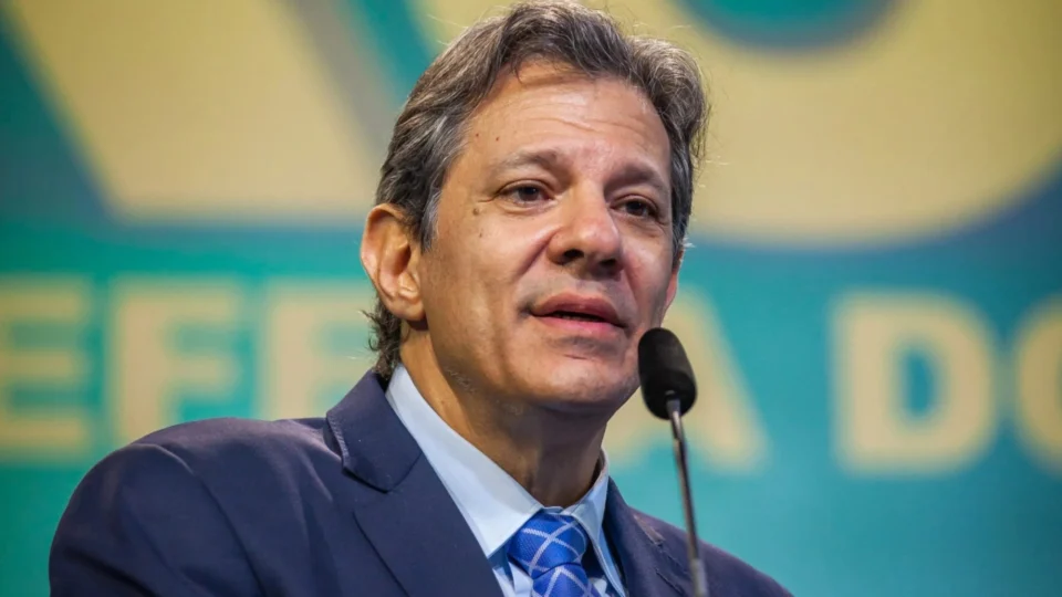 Nova regra para gastos obrigatórios será proposta por Haddad ao governo