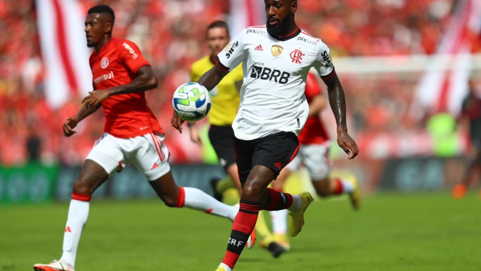 Brasileirão: Flamengo perde de virada para o Internacional no Beira-Rio