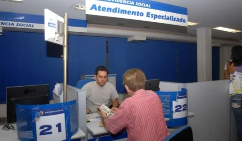 INSS: aposentados recebem pagamento da revisão da vida toda