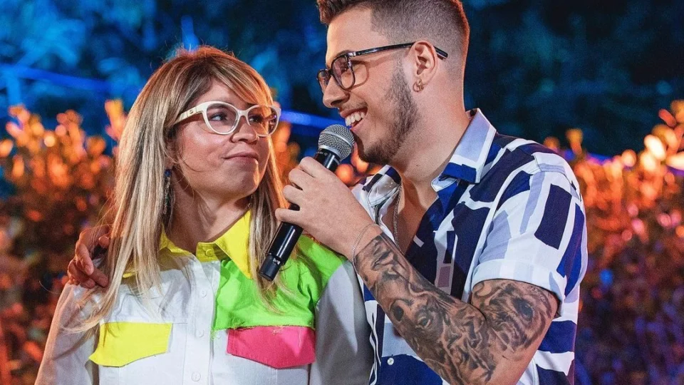 Vídeo: ‘Denunciem esses monstros’, diz irmão de Marília Mendonça sobre fotos