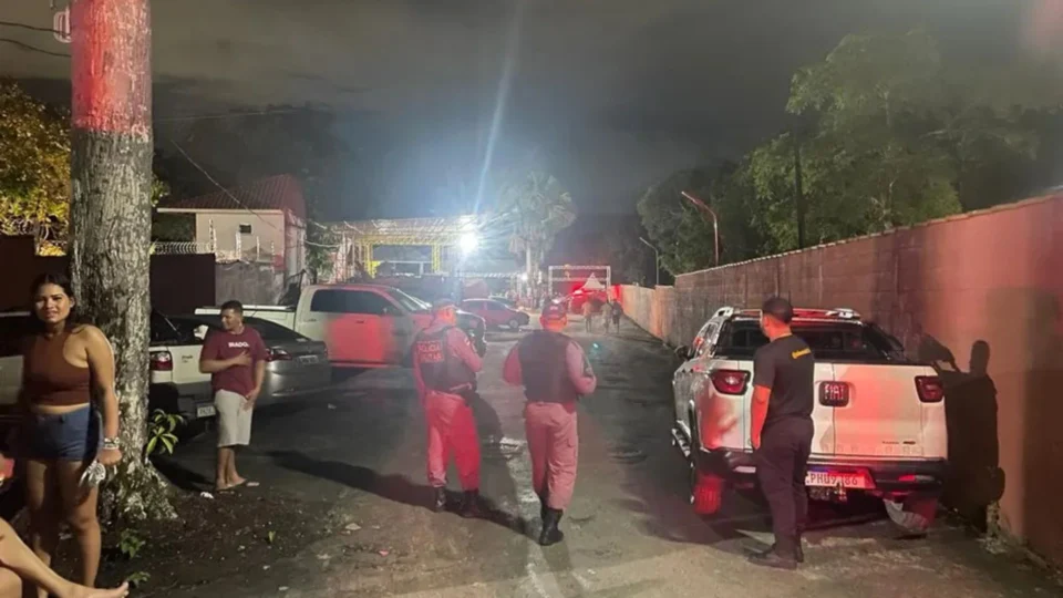 VÍDEO: PM e outros dois homens morrem em tiroteio durante festa em Manaus