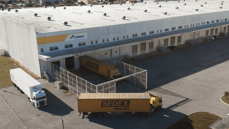 Privatização: Lula retira Correios e outras 6 estatais de programas