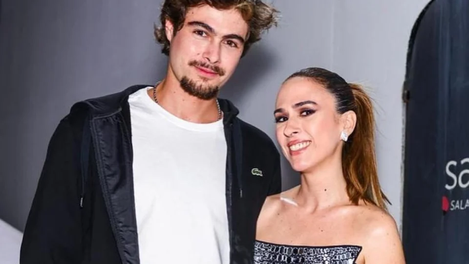 Tatá Werneck debocha de publicação sobre crise no casamento: ‘Meu c*’