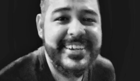 VÍDEO: Policial suspeito de matar cinegrafista em discussão por pizza é transferido para presídio