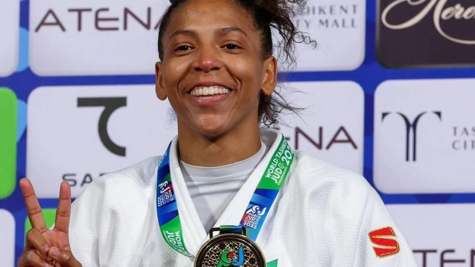 Rafaela Silva é eliminada na estreia do Campeonato Mundial de Judô, no Catar
