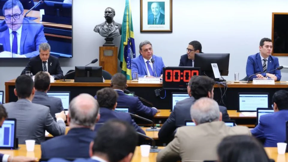 CPI das apostas esportivas vai ouvir agentes da Operação Penalidade Máxima