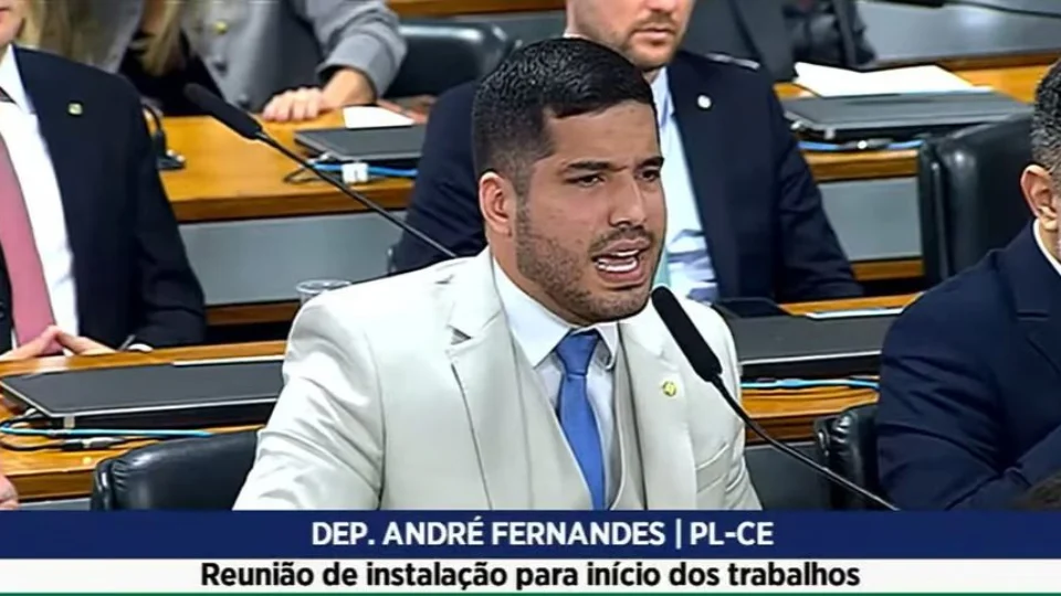 Oposição fala em ‘relatório paralelo’ após composição da CPMI de 8 de janeiro