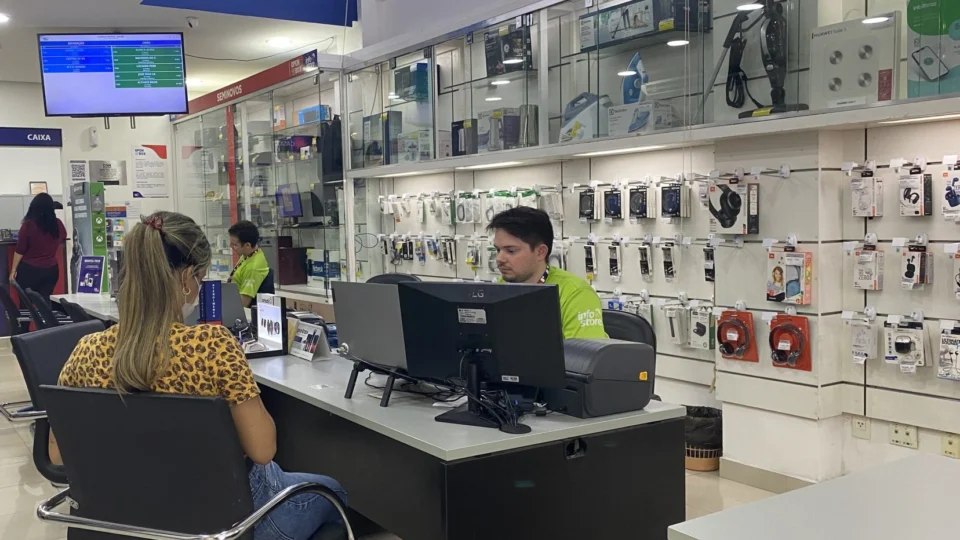 Loja de tecnologia abre oito vagas de emprego na Região Norte