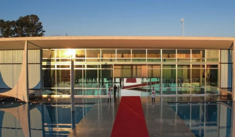 Lula se reúne com presidentes sul-americanos em Brasília