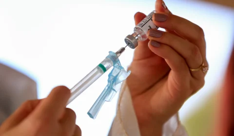 Vacinação contra a Covid-19 acontece em 9 pontos de Manaus neste sábado, 9