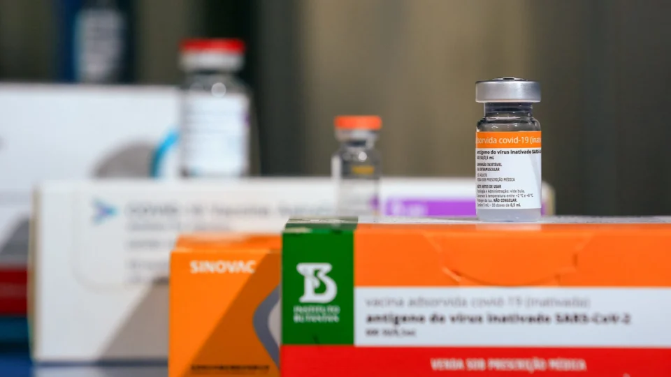 Covid-19: Manaus terá 75 pontos de vacinação nesta quinta