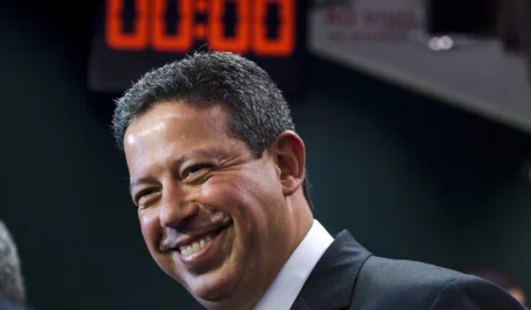 Arthur Lira dará ‘última chance’ a governo com MP dos Ministérios