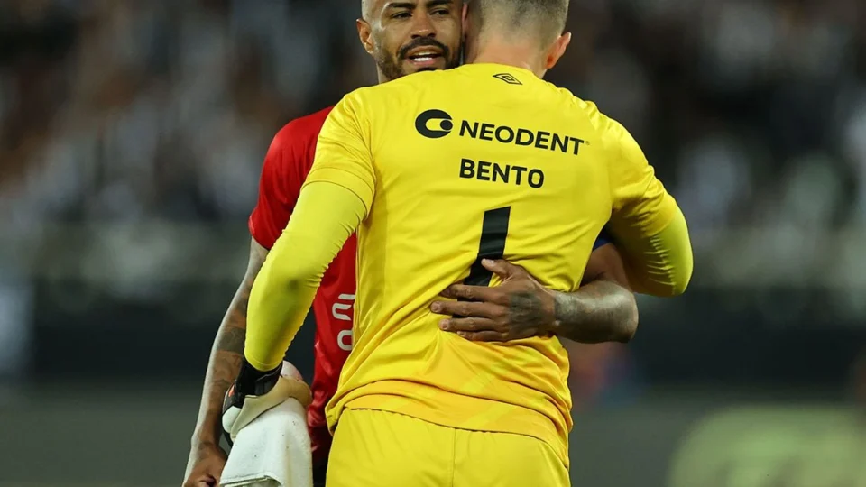 Copa do Brasil: Nos pênaltis, Botafogo é eliminado pelo Athletico-PR em casa