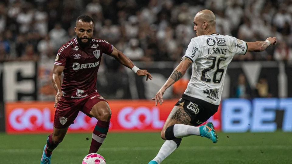 Brasileiro: Fluminense enfrenta Corinthians neste domingo (28)