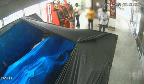 VÍDEO: dupla é presa por aplicar golpes em filas de caixas eletrônicos em Manaus